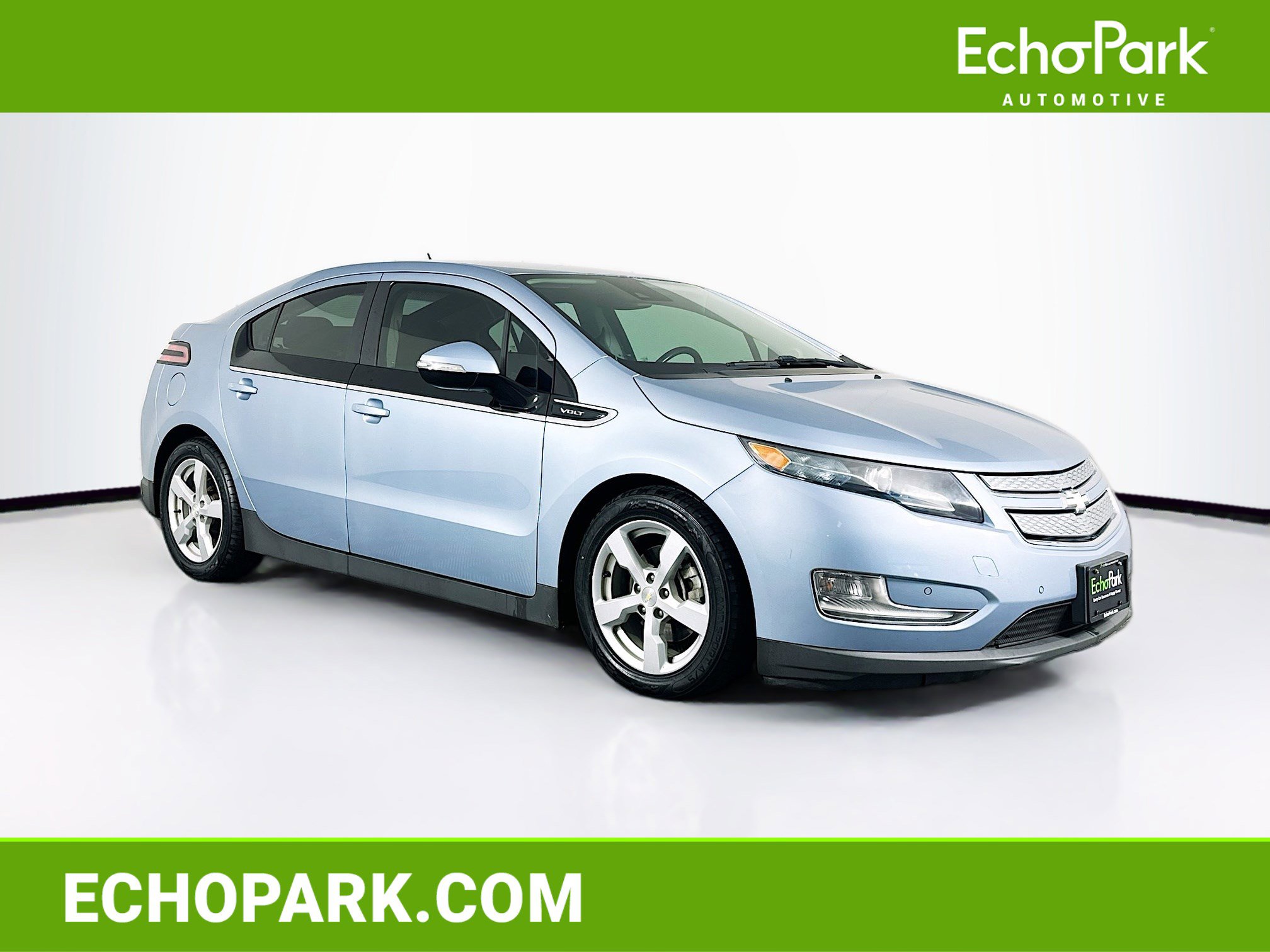 Used 2013 Chevrolet Volt w/ Enhanced Safety Package 2 image 1