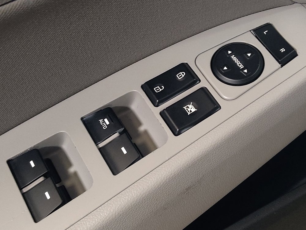Used 2019 Hyundai Elantra Value Edition FWD image 27