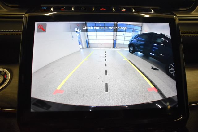 Used 2022 Jeep Grand Cherokee Overland w/ Luxury Tech Group IV AWD/4WD image 8