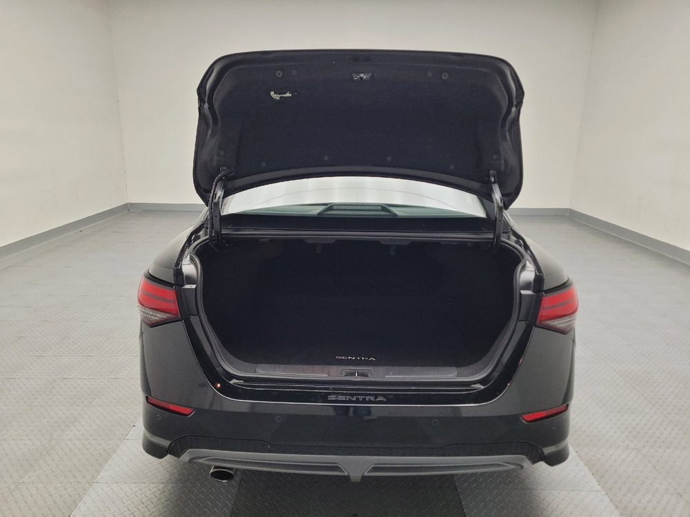 Used 2023 Nissan Sentra SR w/ SR Premium Package image 29
