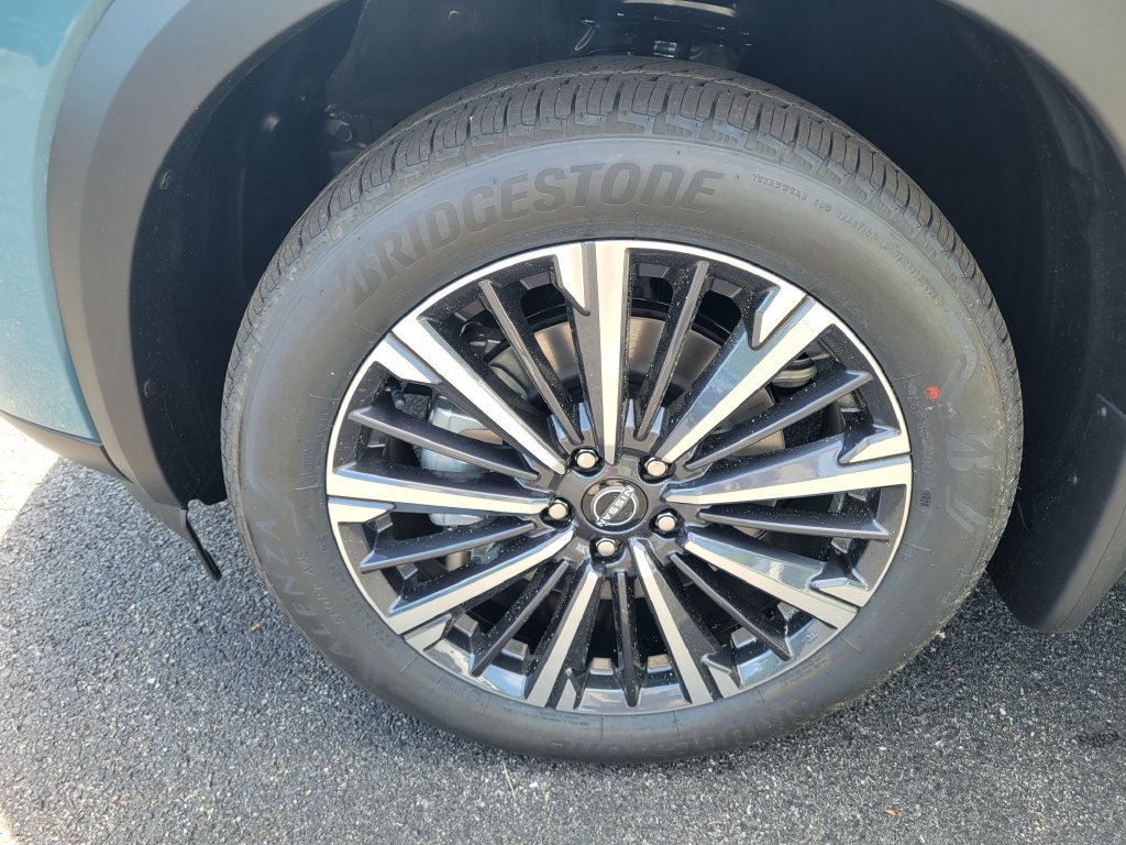 New 2026 Nissan Pathfinder Platinum AWD/4WD image 11