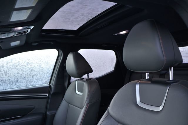 Used 2023 Hyundai Santa Cruz Limited image 6