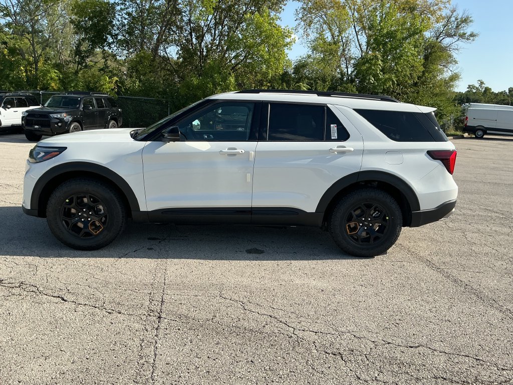 New 2027 Ford Explorer Tremor AWD/4WD image 2