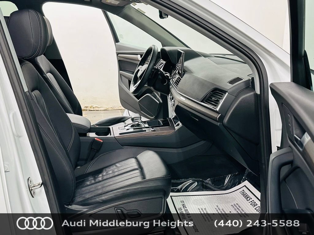 Certified 2023 Audi Q5 2.0T Premium w/ Convenience Package AWD/4WD image 10