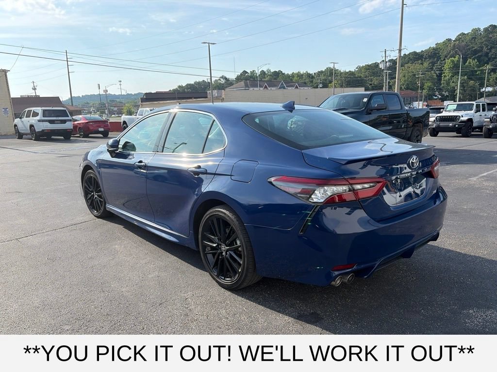 Used 2024 Toyota Camry XSE FWD image 4