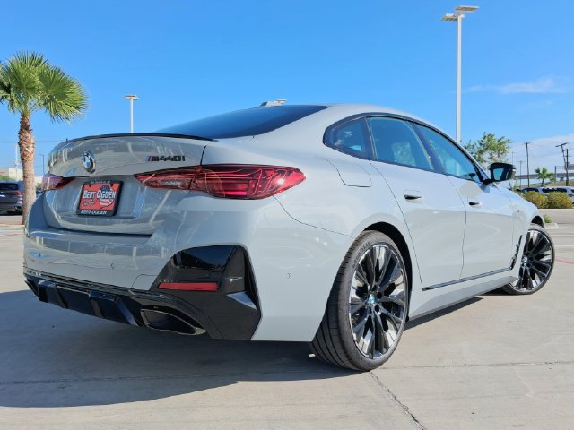 New 2027 BMW M440i w/ Premium Package RWD image 7