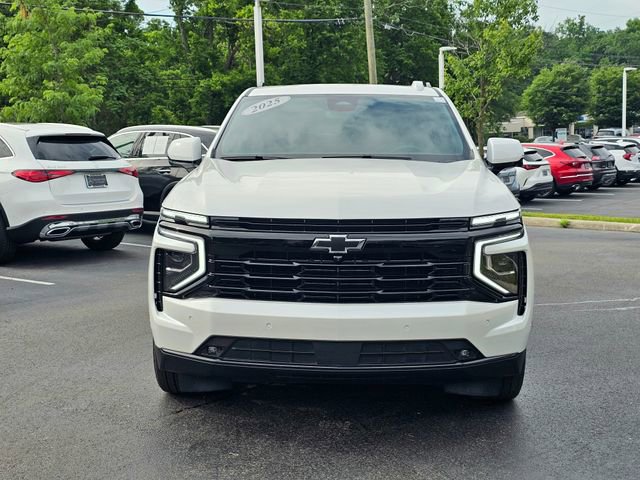 Used 2025 Chevrolet Suburban RST w/ RST Capability Package AWD/4WD image 6