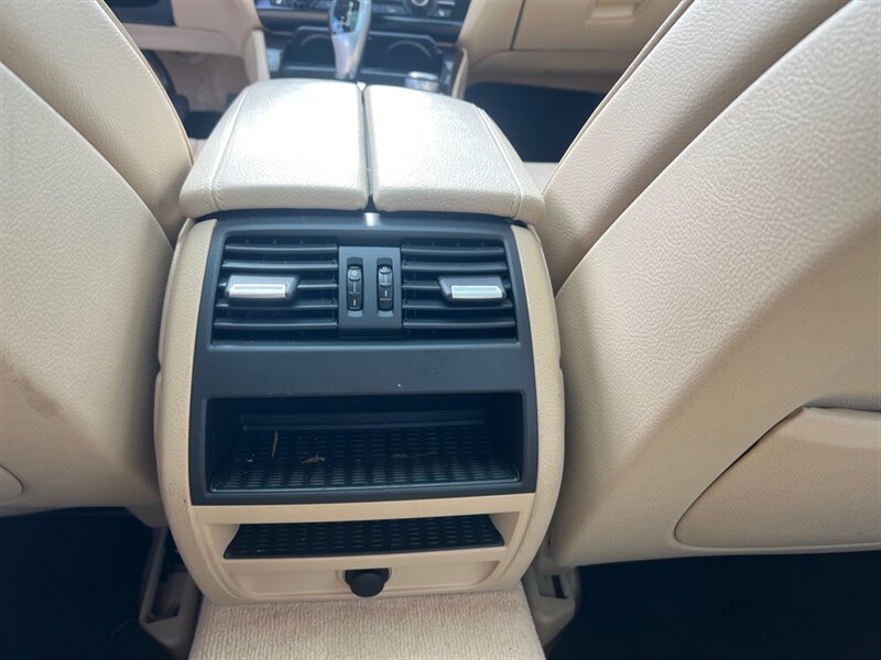 Used 2011 BMW 535i Sedan RWD image 18