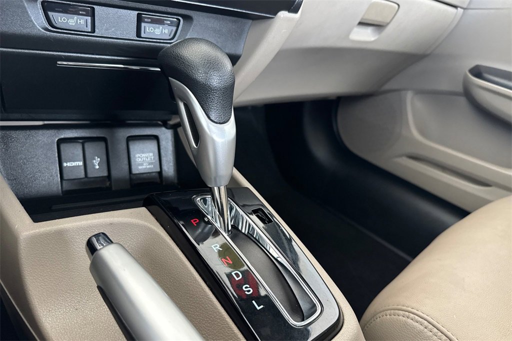 Used 2015 Honda Civic EX-L image 19