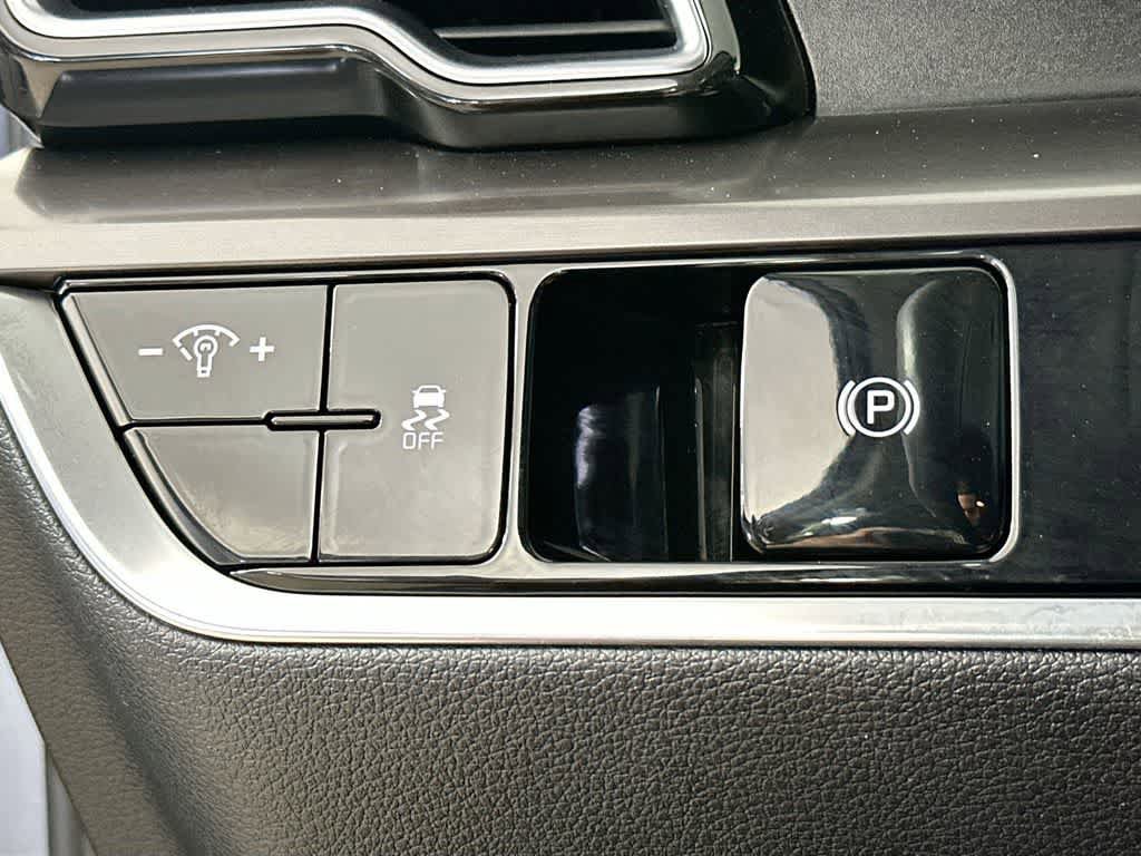 Used 2023 Kia Sportage EX FWD image 27