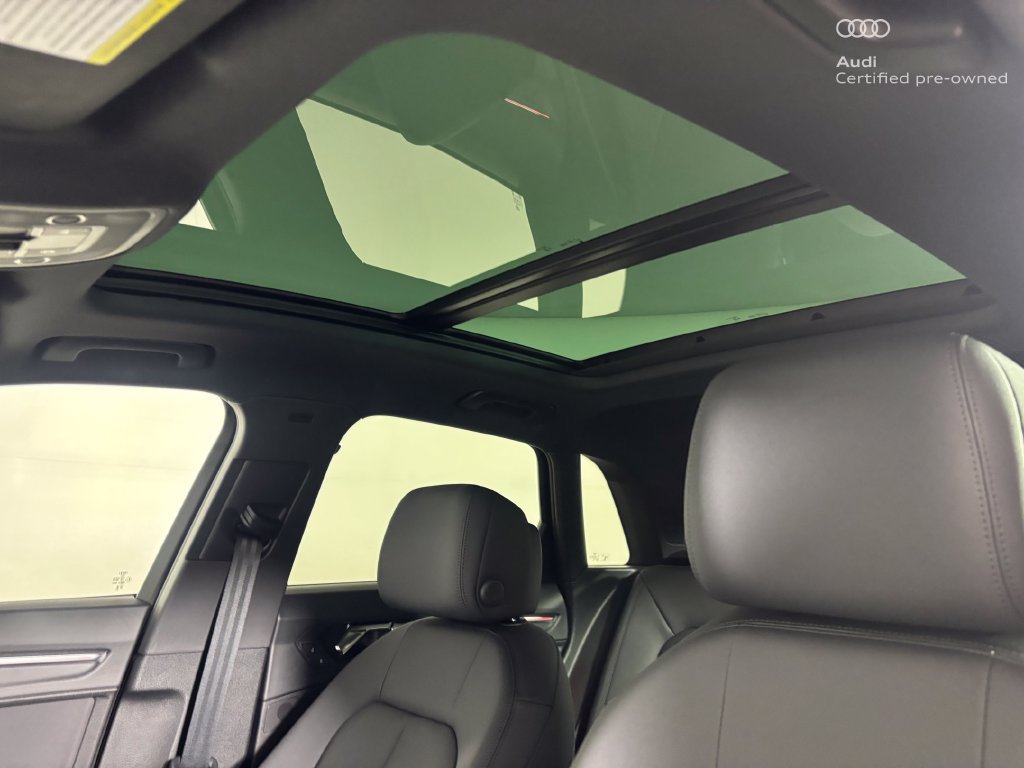 Certified 2025 Audi Q3 2.0T Premium Plus w/ Premium Plus Package AWD/4WD image 25