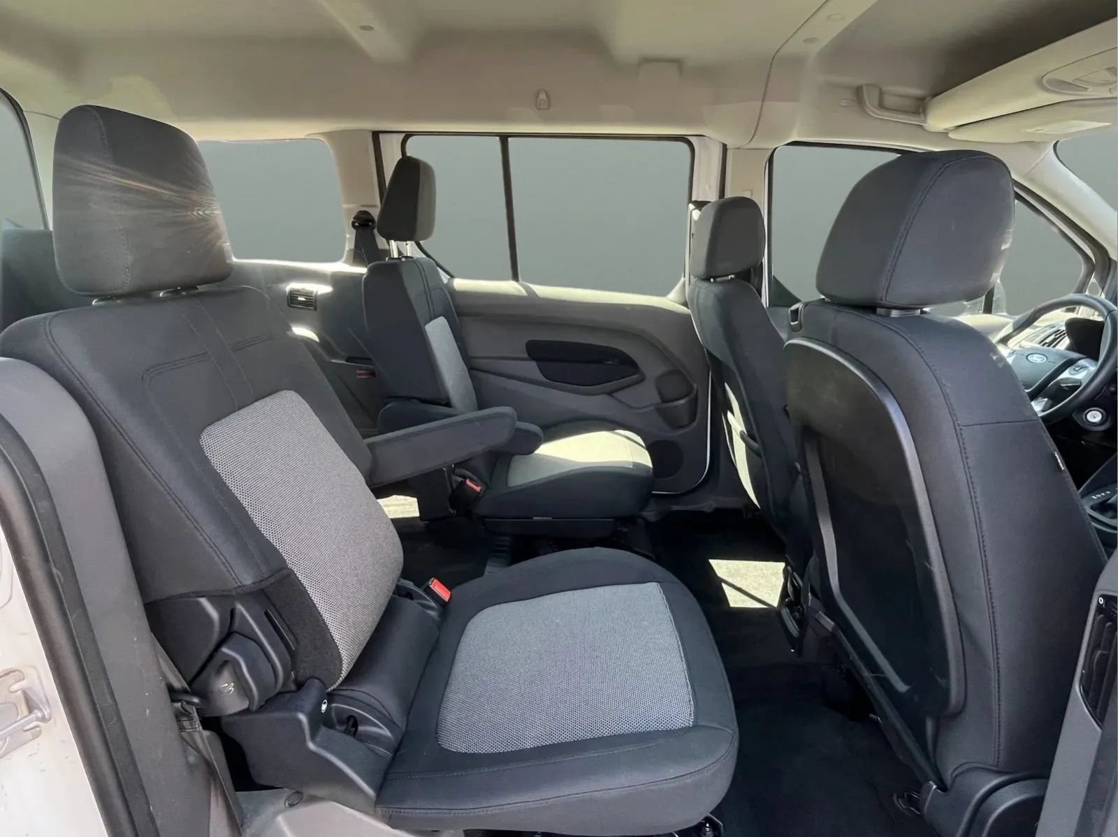 Used 2022 Ford Transit Connect XL w/ Trailer Tow Package FWD image 15