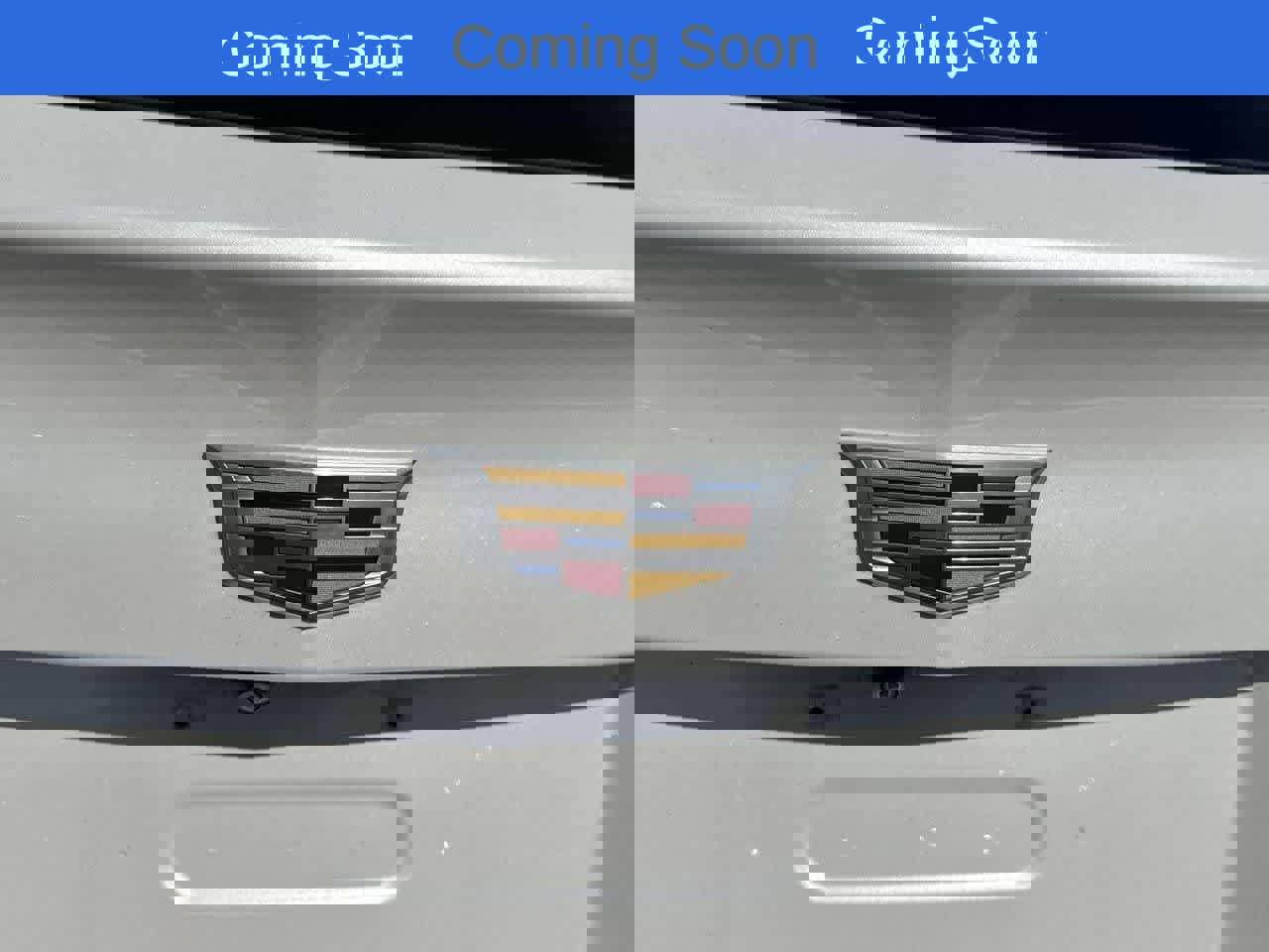 Used 2020 Cadillac XT4 Premium Luxury w/ Cold Weather Package image 11