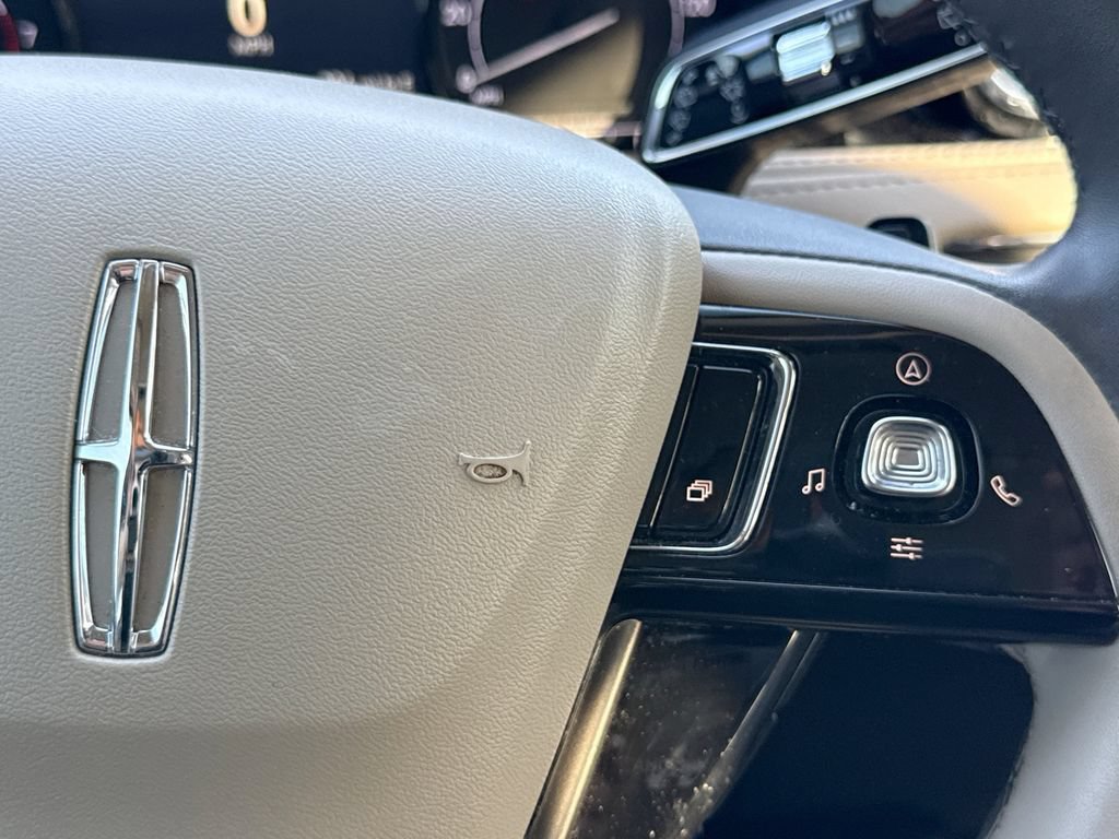 Used 2022 Lincoln Corsair FWD w/ Equipment Group 101A image 26