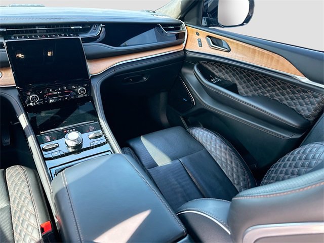 Certified 2023 Jeep Grand Cherokee Summit image 23