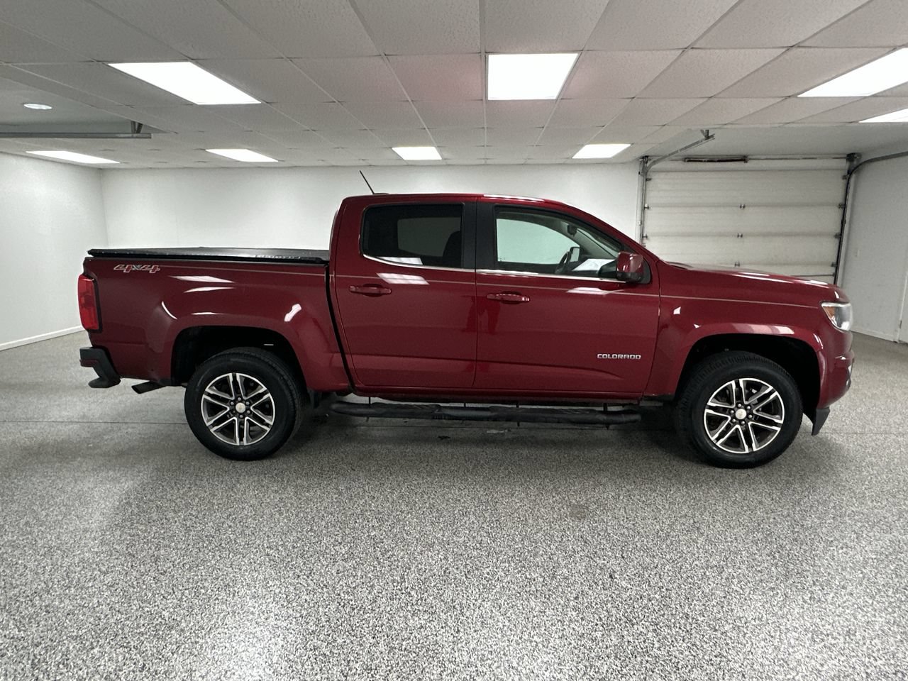 Used 2019 Chevrolet Colorado LT w/ LT Convenience Package AWD/4WD image 9