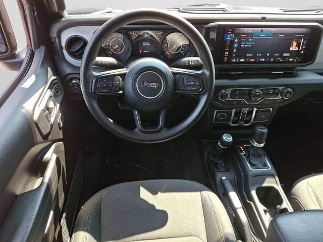 Used 2024 Jeep Gladiator Sport AWD/4WD image 13