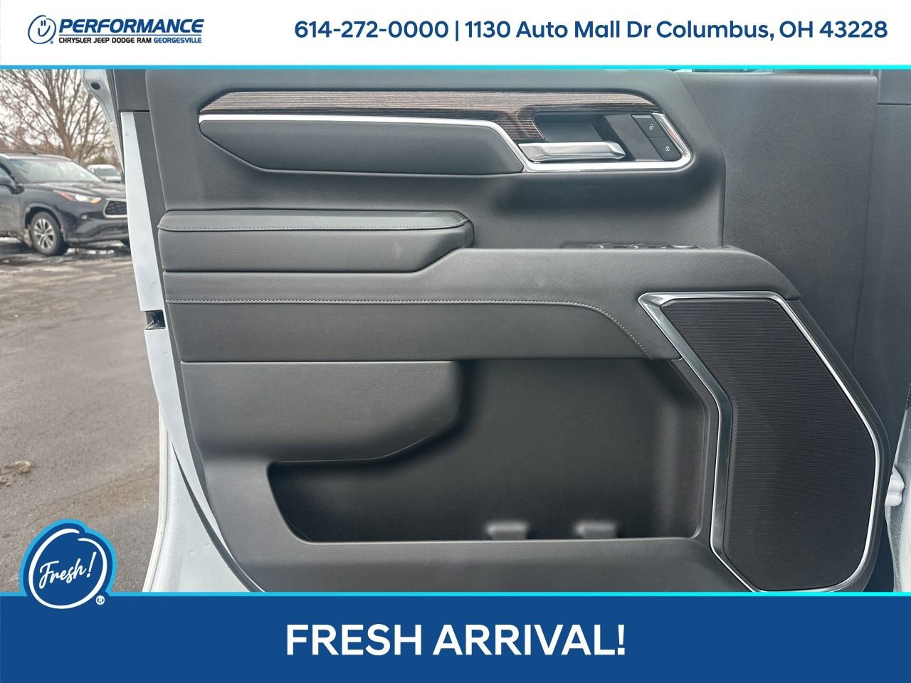 Used 2024 GMC Sierra 2500 SLE w/ SLE Convenience Package image 11