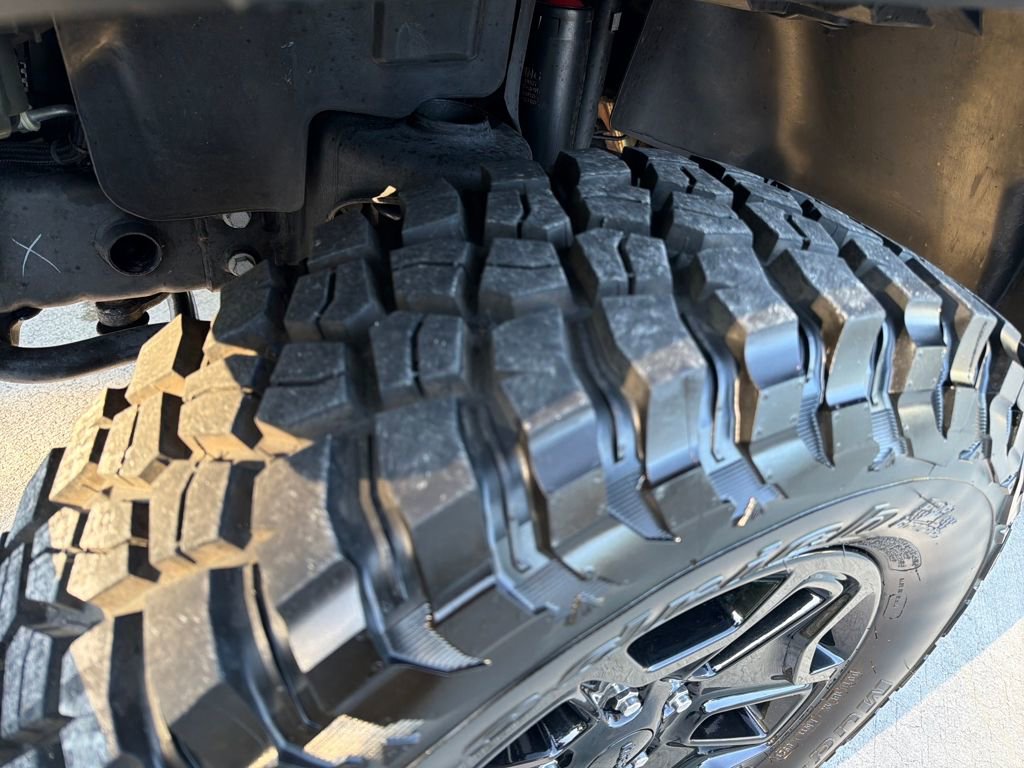 Used 2016 Jeep Wrangler Sport image 25