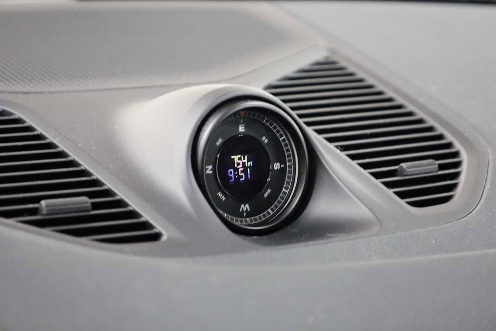 Certified 2024 Porsche Cayenne image 18