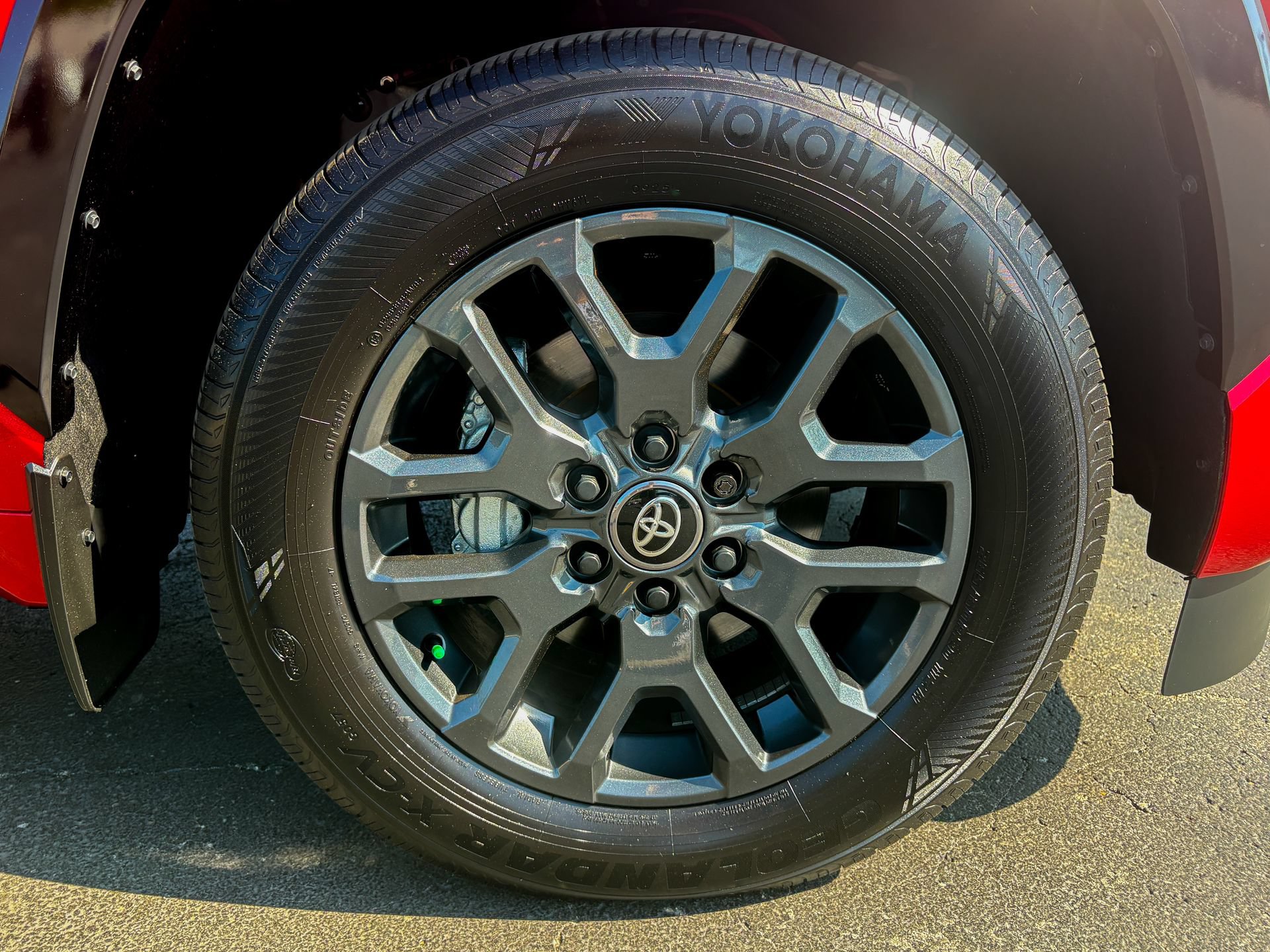 Used 2025 Toyota Sequoia Platinum AWD/4WD image 10