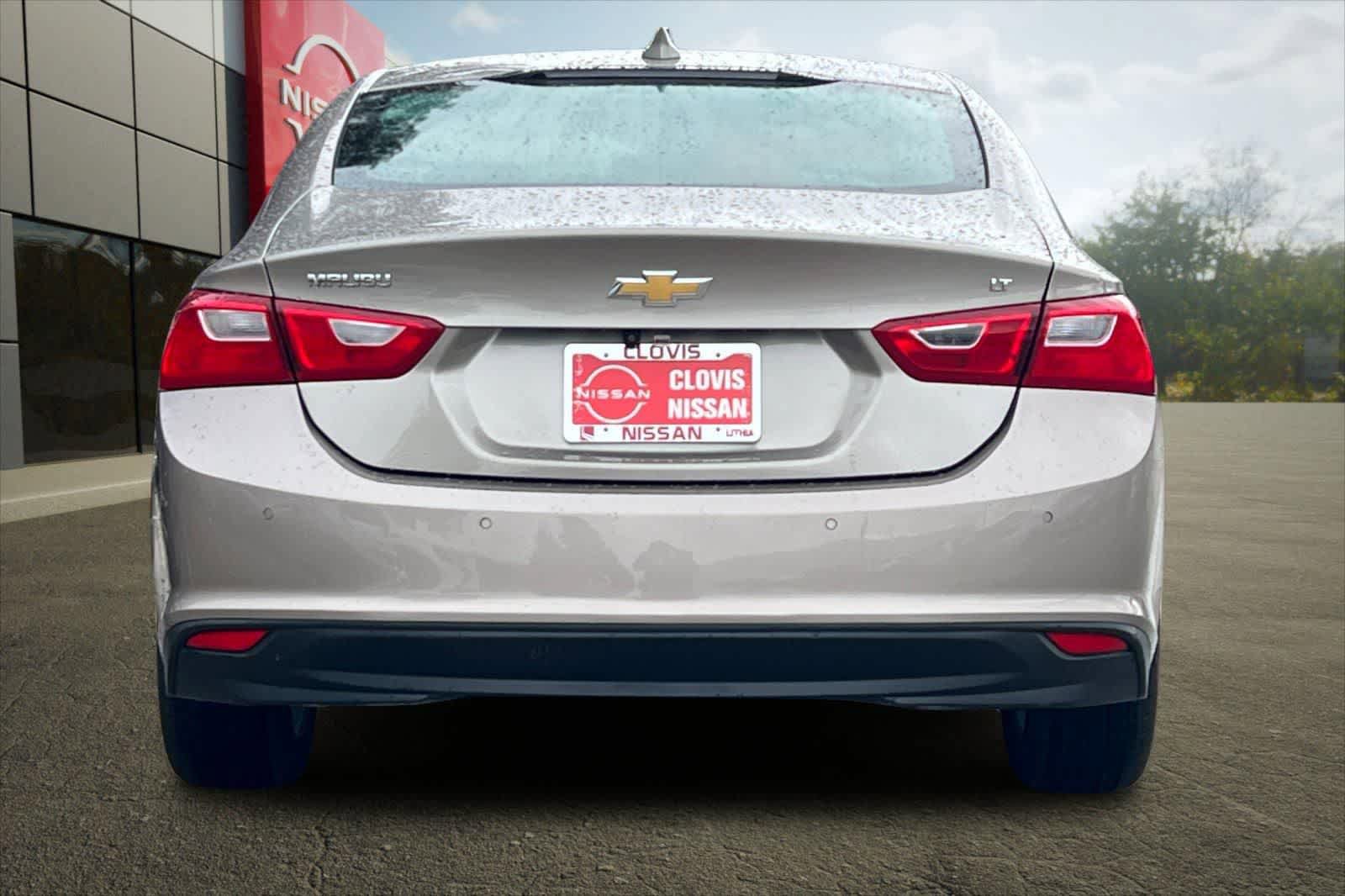 Used 2024 Chevrolet Malibu LT FWD image 8