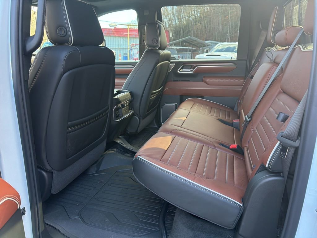 New 2026 GMC Sierra 2500 Denali Ultimate image 11