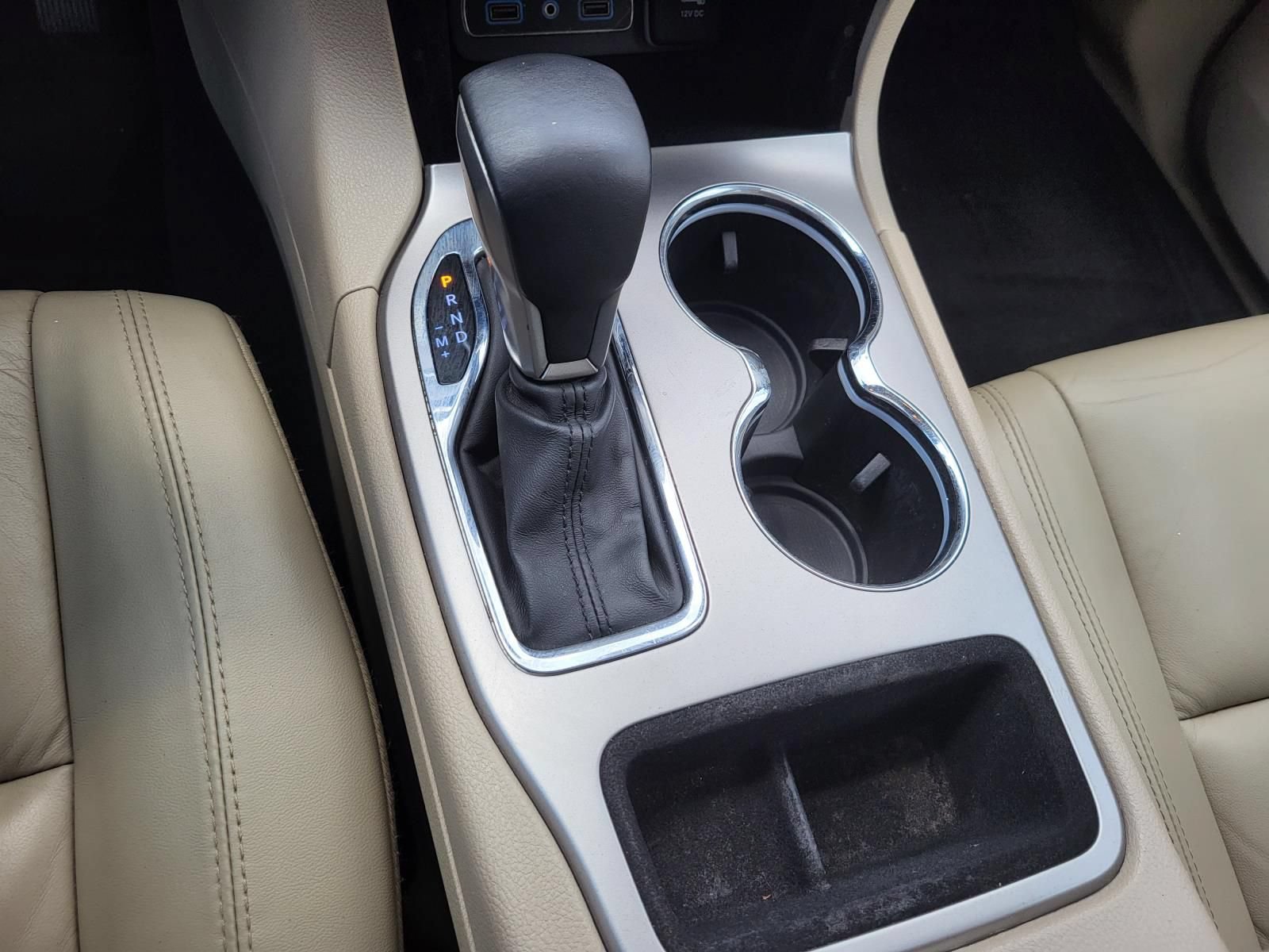 Used 2019 Jeep Grand Cherokee Limited RWD image 34