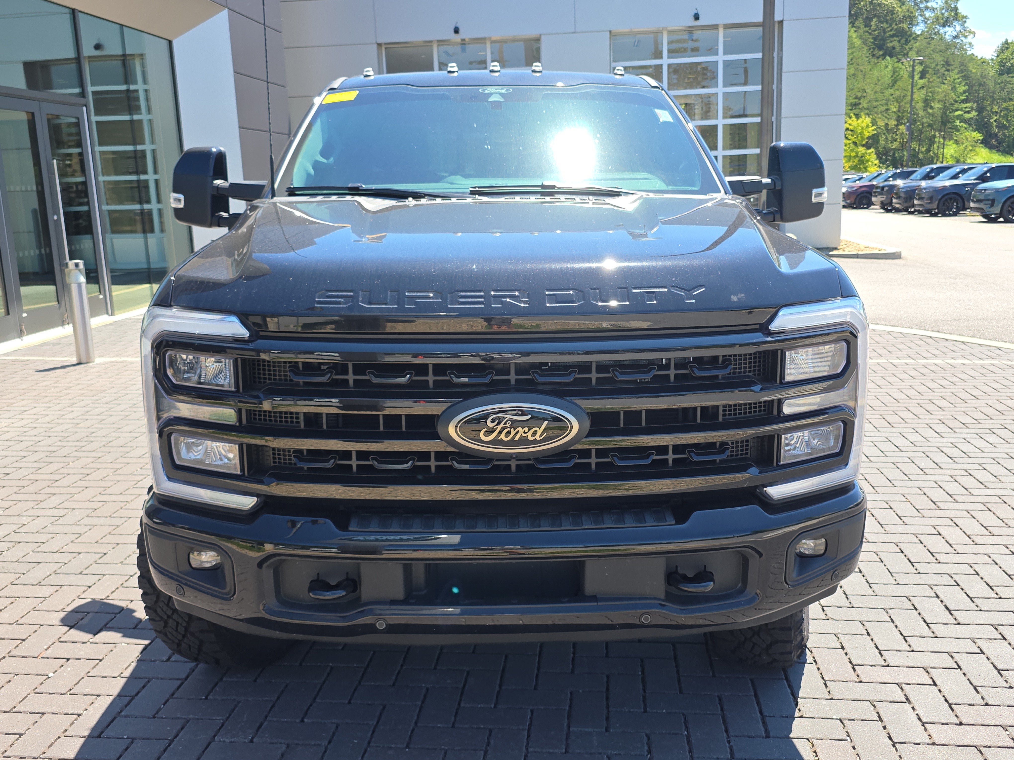 Used 2024 Ford F250 Lariat w/ Lariat Ultimate Package AWD/4WD image 2