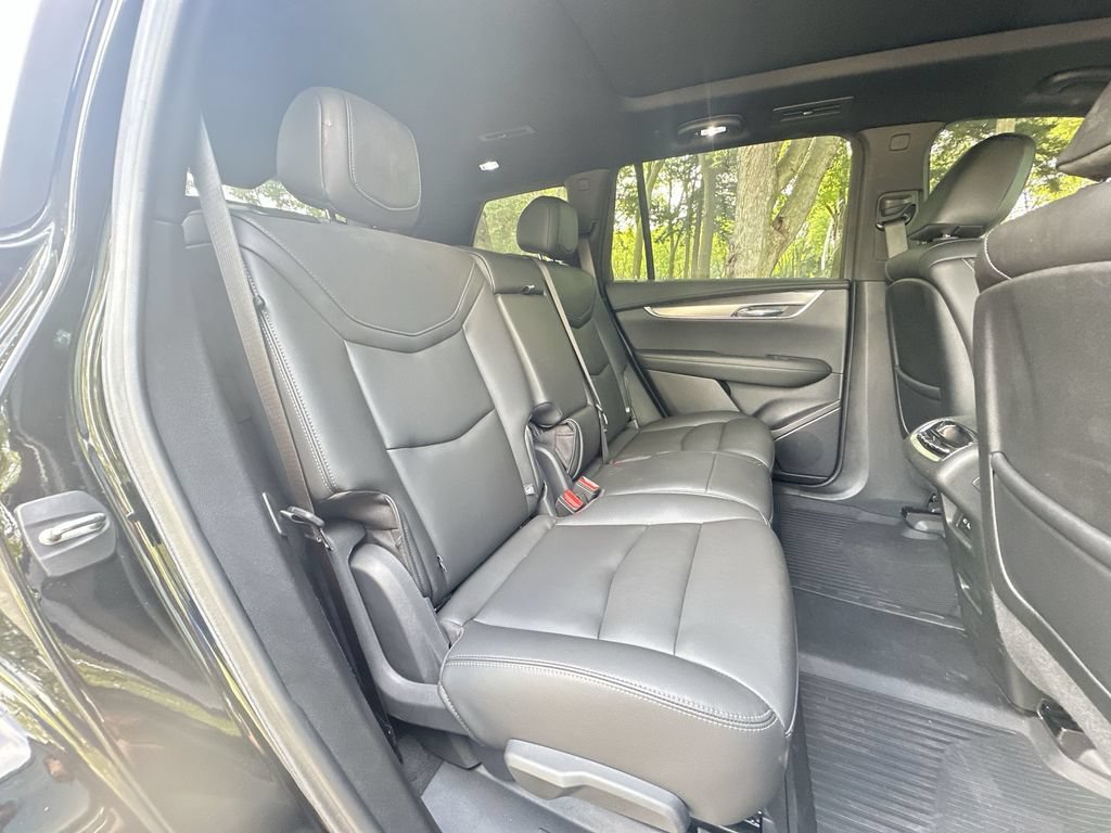 Certified 2024 Cadillac XT6 Luxury w/ LPO, Floor Liner Package AWD/4WD image 27