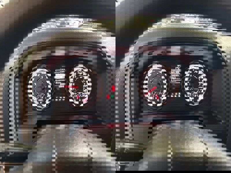 Used 2016 RAM 1500 Tradesman w/ Chrome Appearance Group image 18