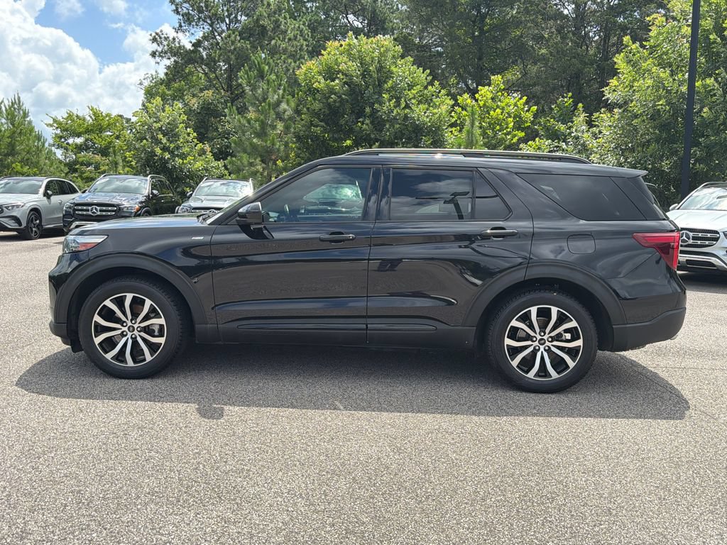 Used 2022 Ford Explorer ST-Line w/ Class IV Trailer Tow Package RWD image 7