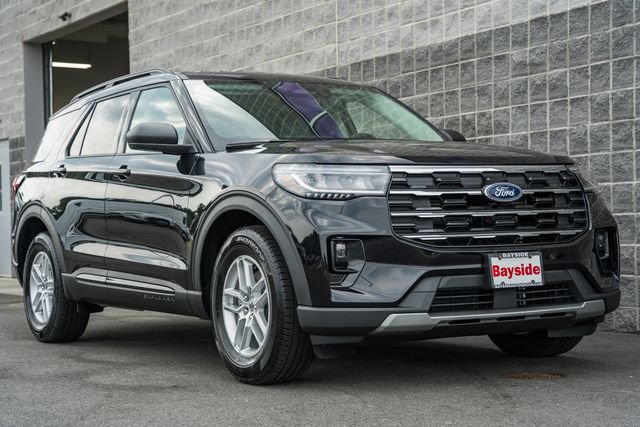 New 2026 Ford Explorer Active w/ Active Comfort Package RWD image 2