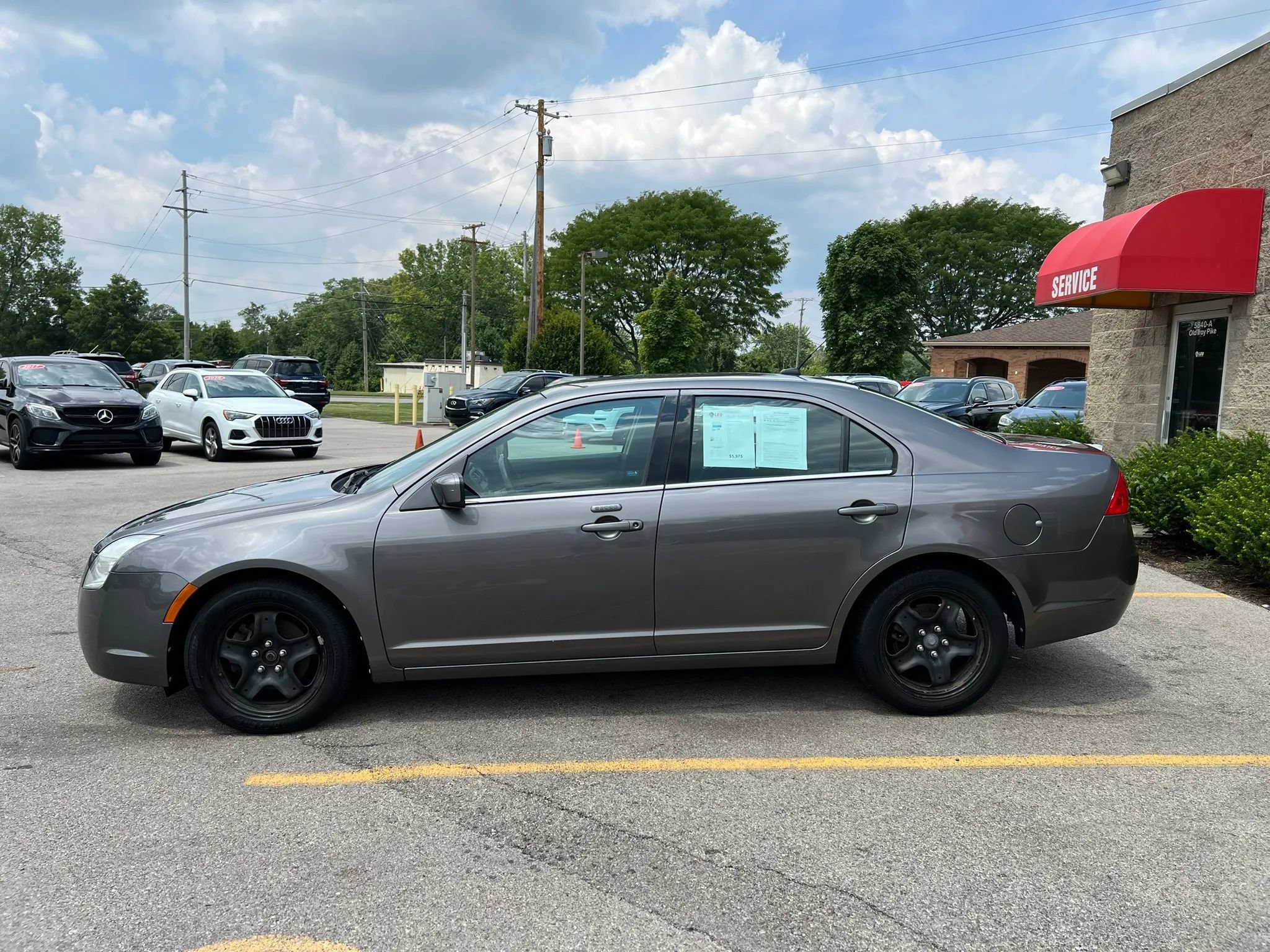 Used 2010 Mercury Milan FWD image 8