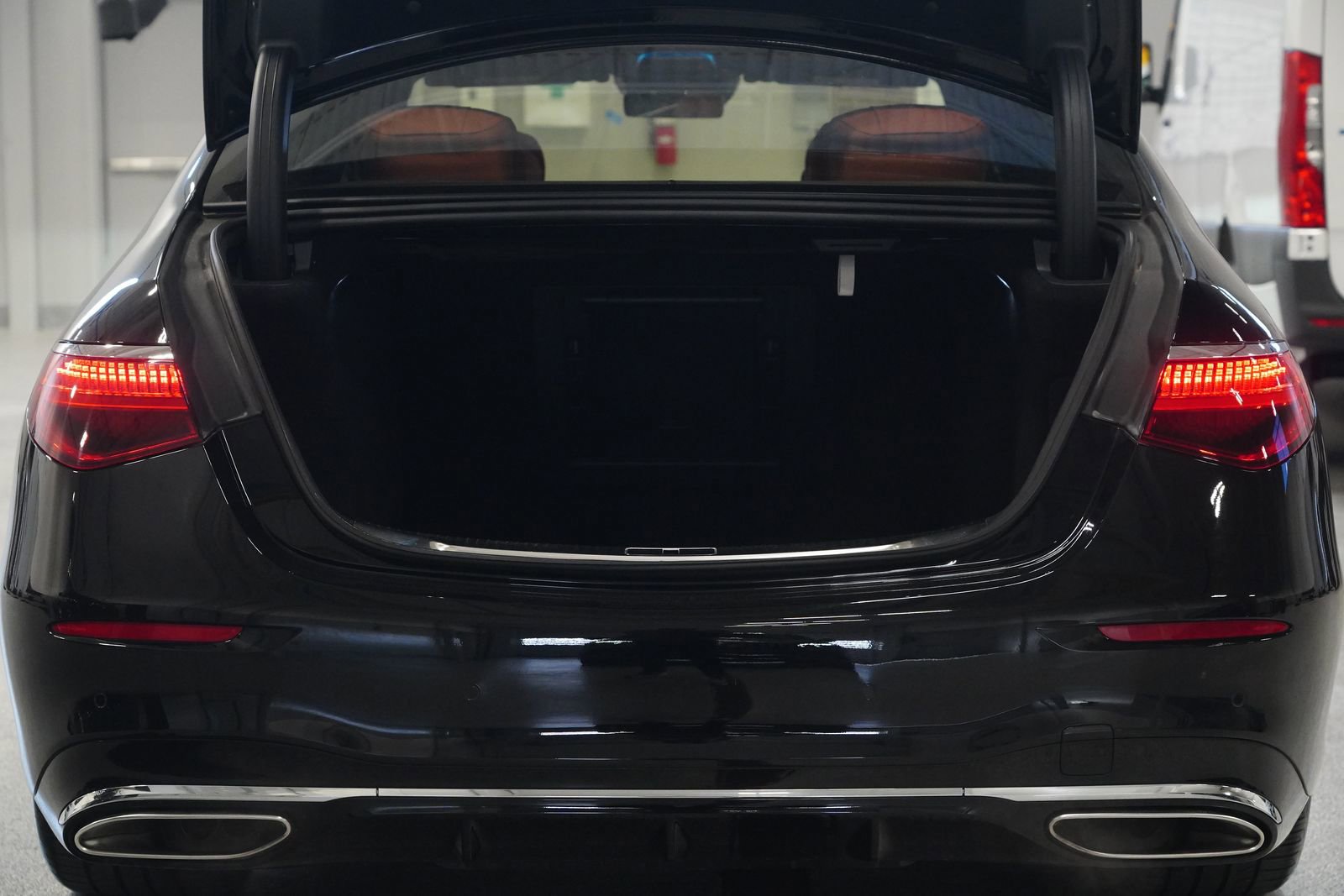 Certified 2023 Mercedes-Benz S 580 4MATIC Sedan image 30