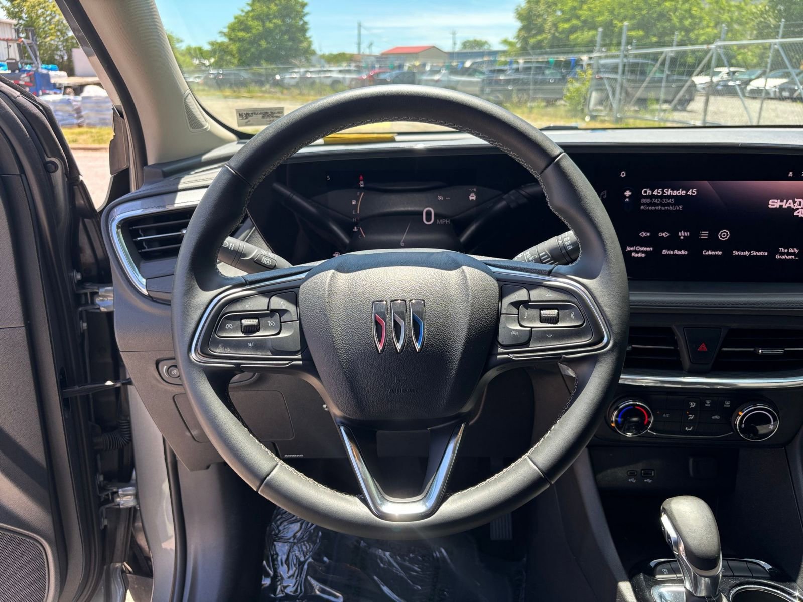 Used 2025 Buick Encore GX Preferred FWD image 27