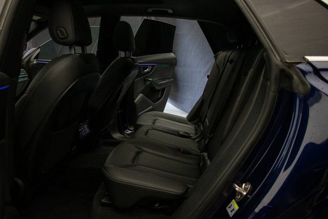Used 2021 Audi Q8 Premium Plus image 21