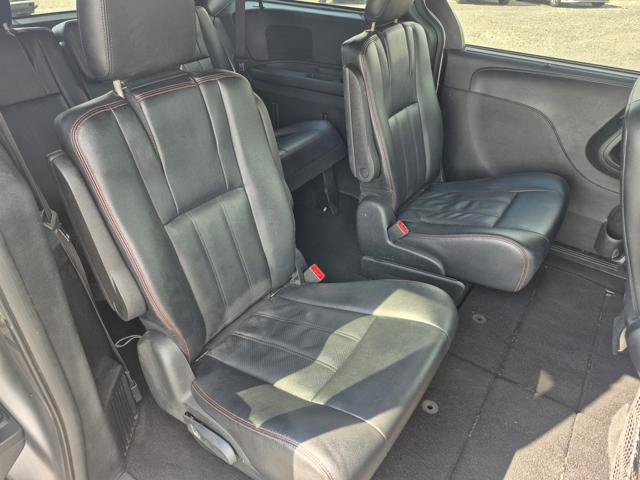 Used 2018 Dodge Grand Caravan GT FWD image 14