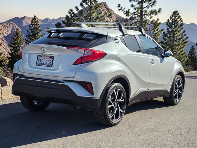 Used 2022 Toyota C-HR XLE FWD image 7
