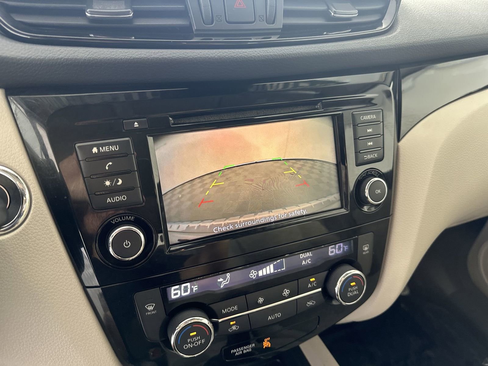 Used 2020 Nissan Rogue Sport SV FWD image 17