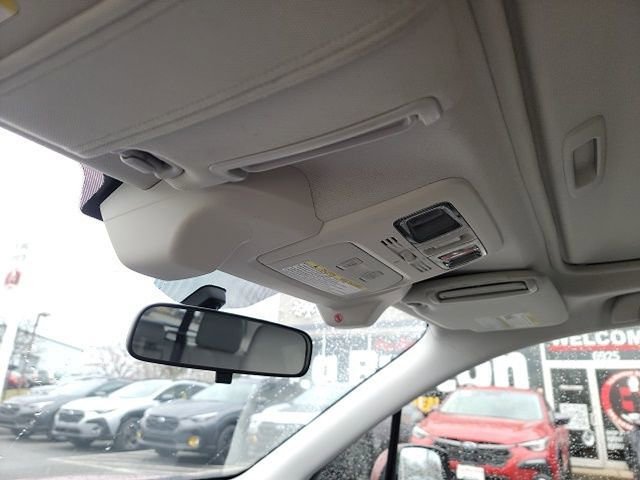 Used 2015 Subaru Forester 2.5i Touring w/ Eyesight & Navigation System image 13