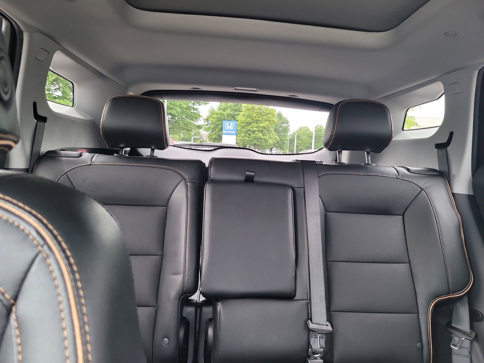 Used 2024 GMC Terrain AT4 w/ Infotainment Package II AWD/4WD image 23