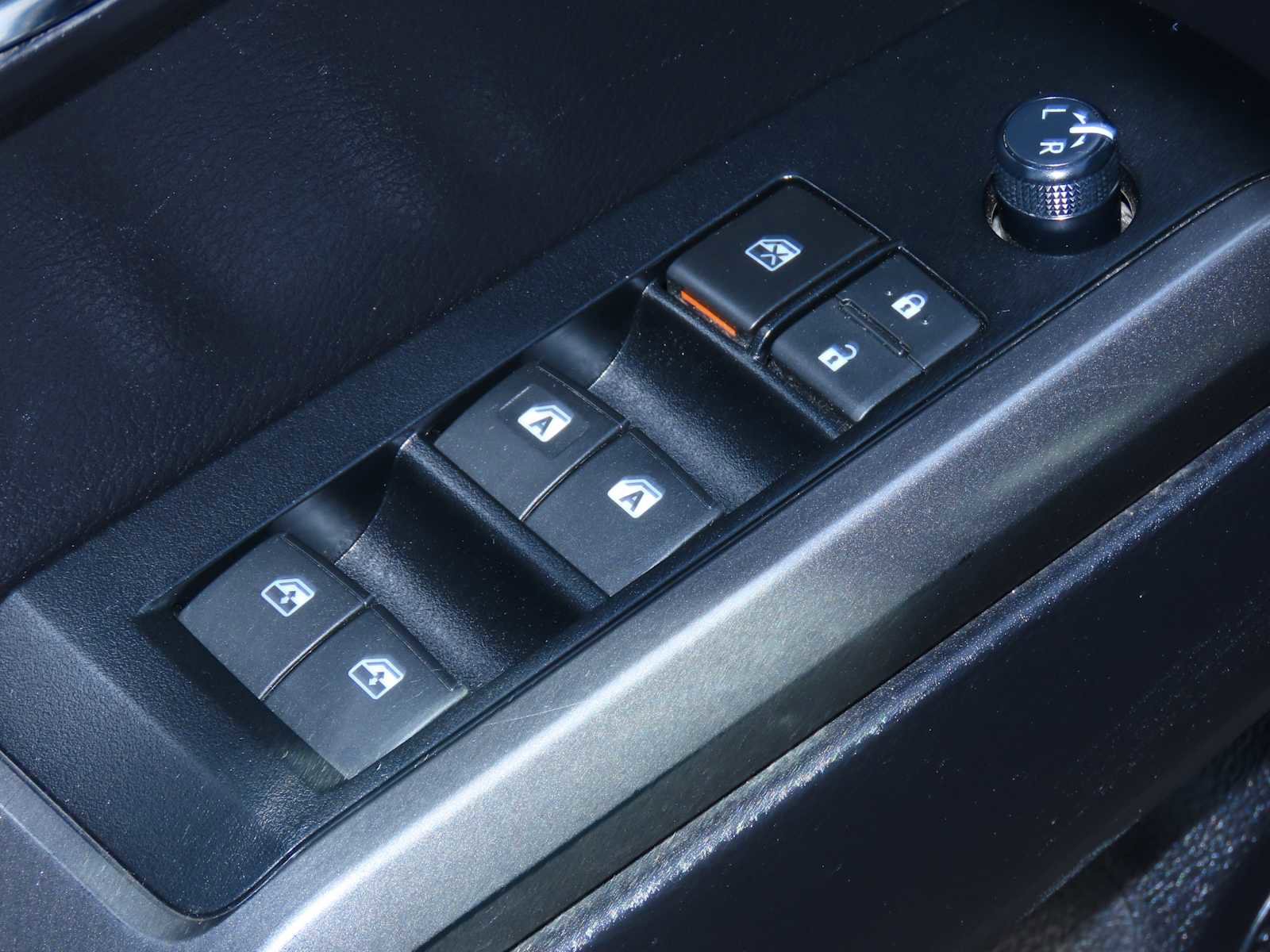 Used 2021 Toyota Tacoma TRD Off-Road image 19