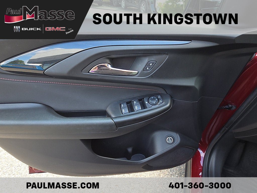 Used 2023 Chevrolet TrailBlazer RS w/ Sun and Liftgate Package AWD/4WD image 10