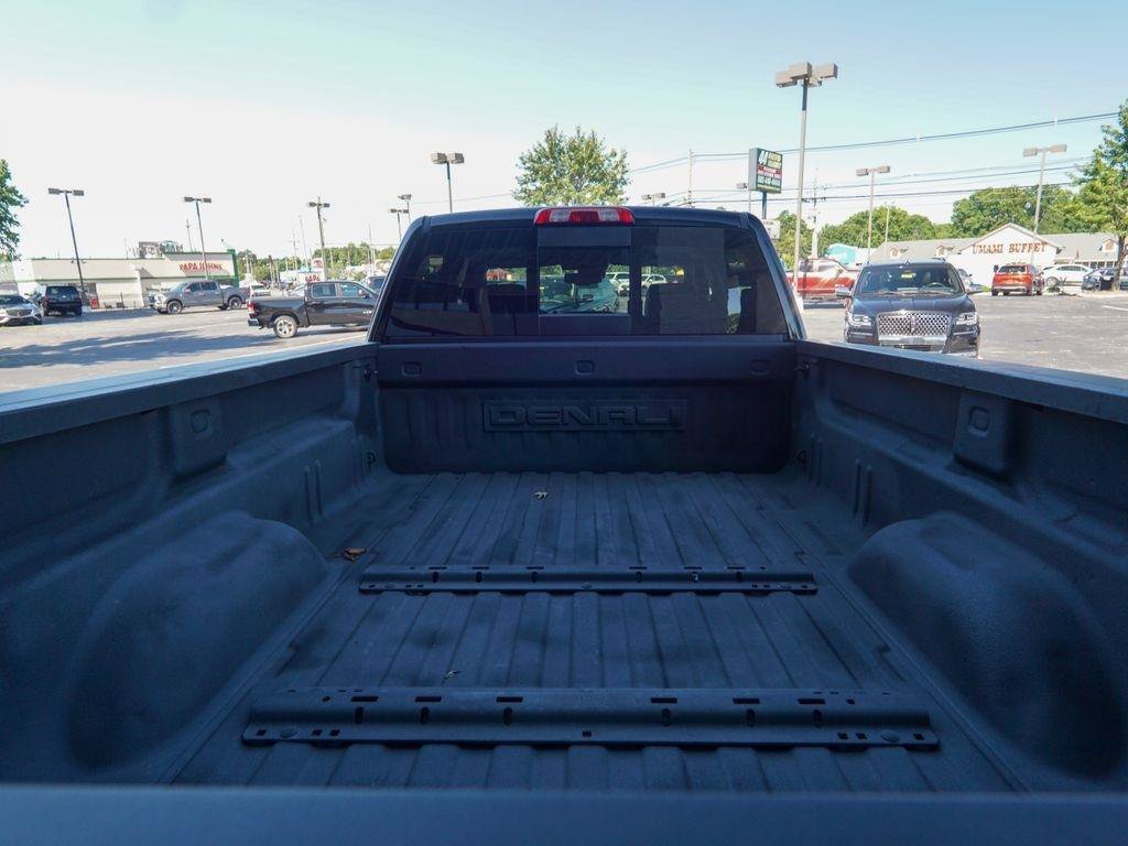 Used 2018 GMC Sierra 3500 Denali w/ Duramax Plus Package AWD/4WD image 10