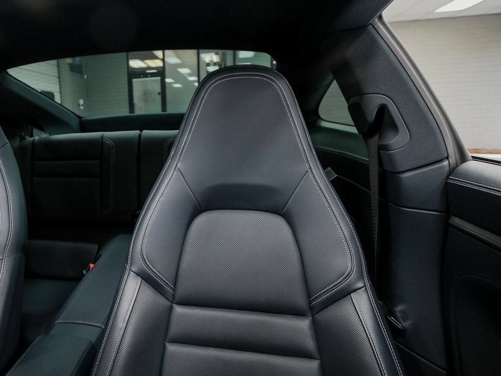 Used 2022 Porsche 911 Carrera 4 AWD/4WD image 24