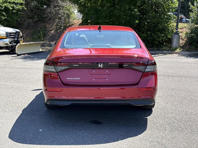 Used 2025 Honda Accord SE image 3