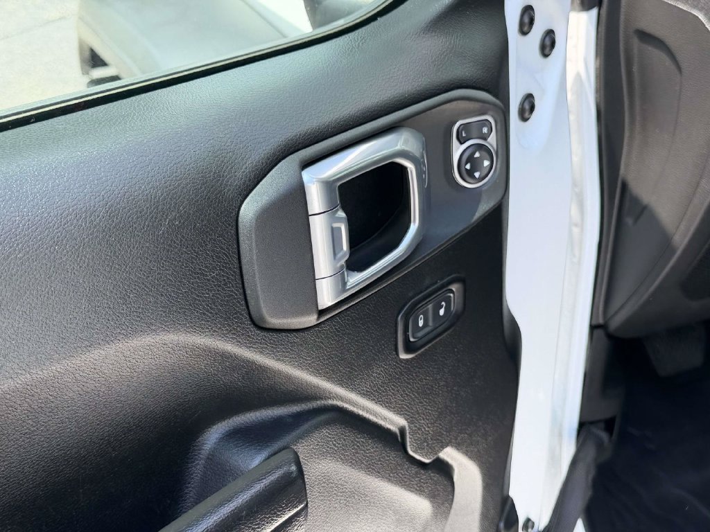Used 2021 Jeep Wrangler Unlimited Sport AWD/4WD image 17