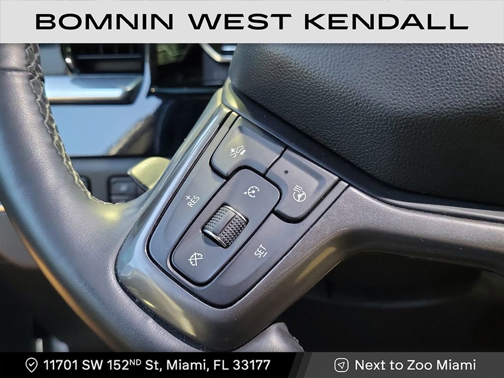 Used 2024 Chevrolet Silverado 1500 High Country image 15