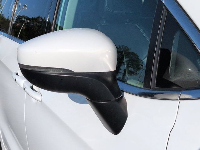 Used 2023 Chrysler Pacifica Touring-L FWD image 11